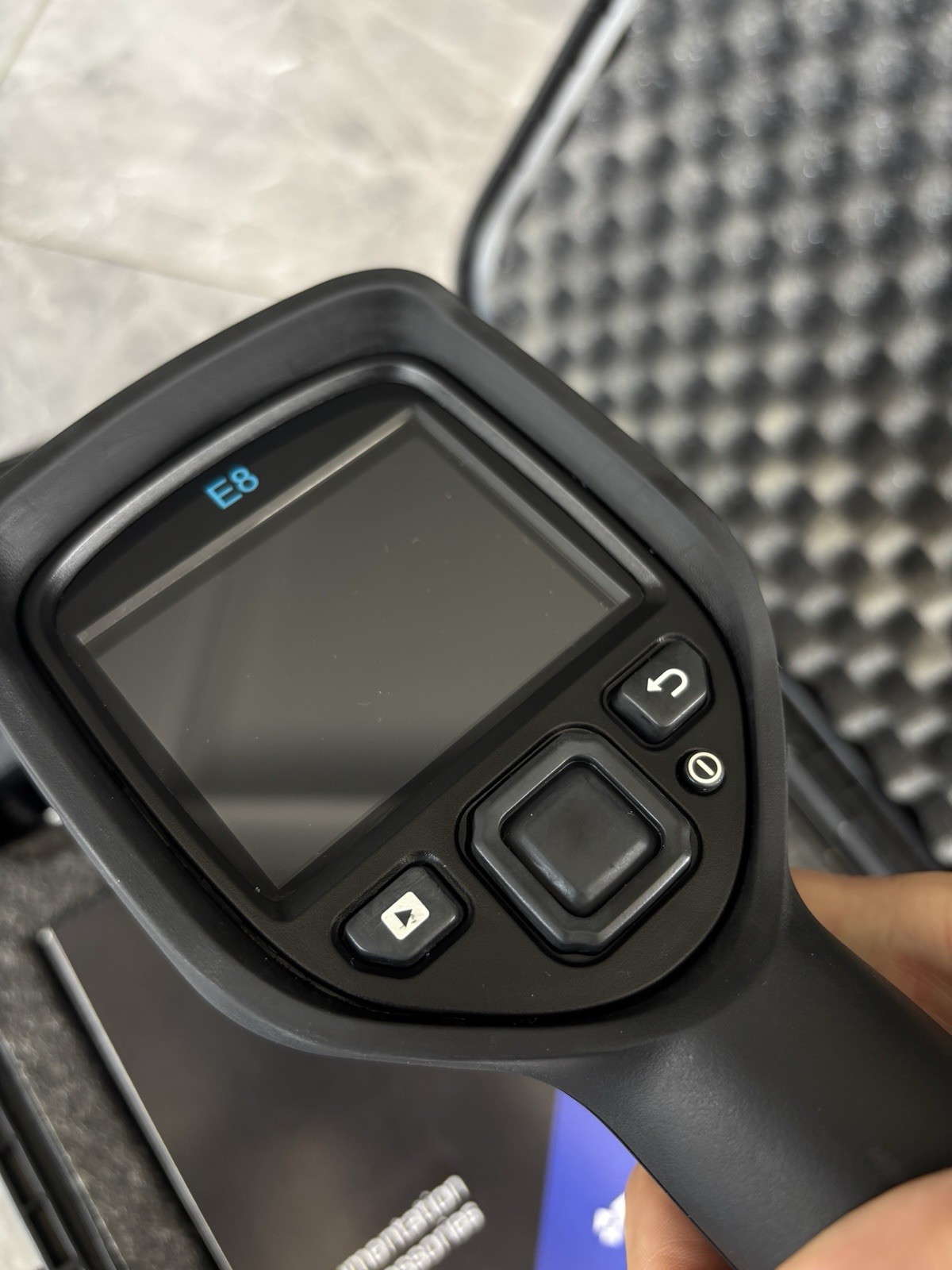 Flir E8 handheld Thermal imaging camera 320x240