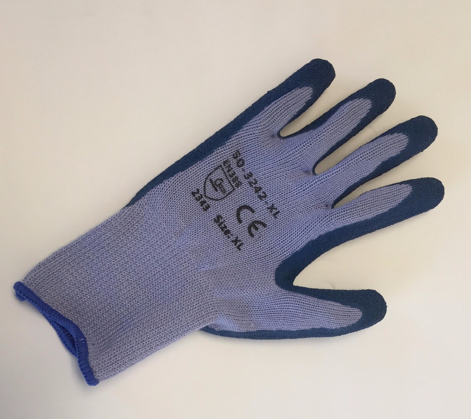 4 PAIRS CUT RESISTANT, STRING KNIT WITH BLUE TEXTURED LATEX COATING WORK GLOVES