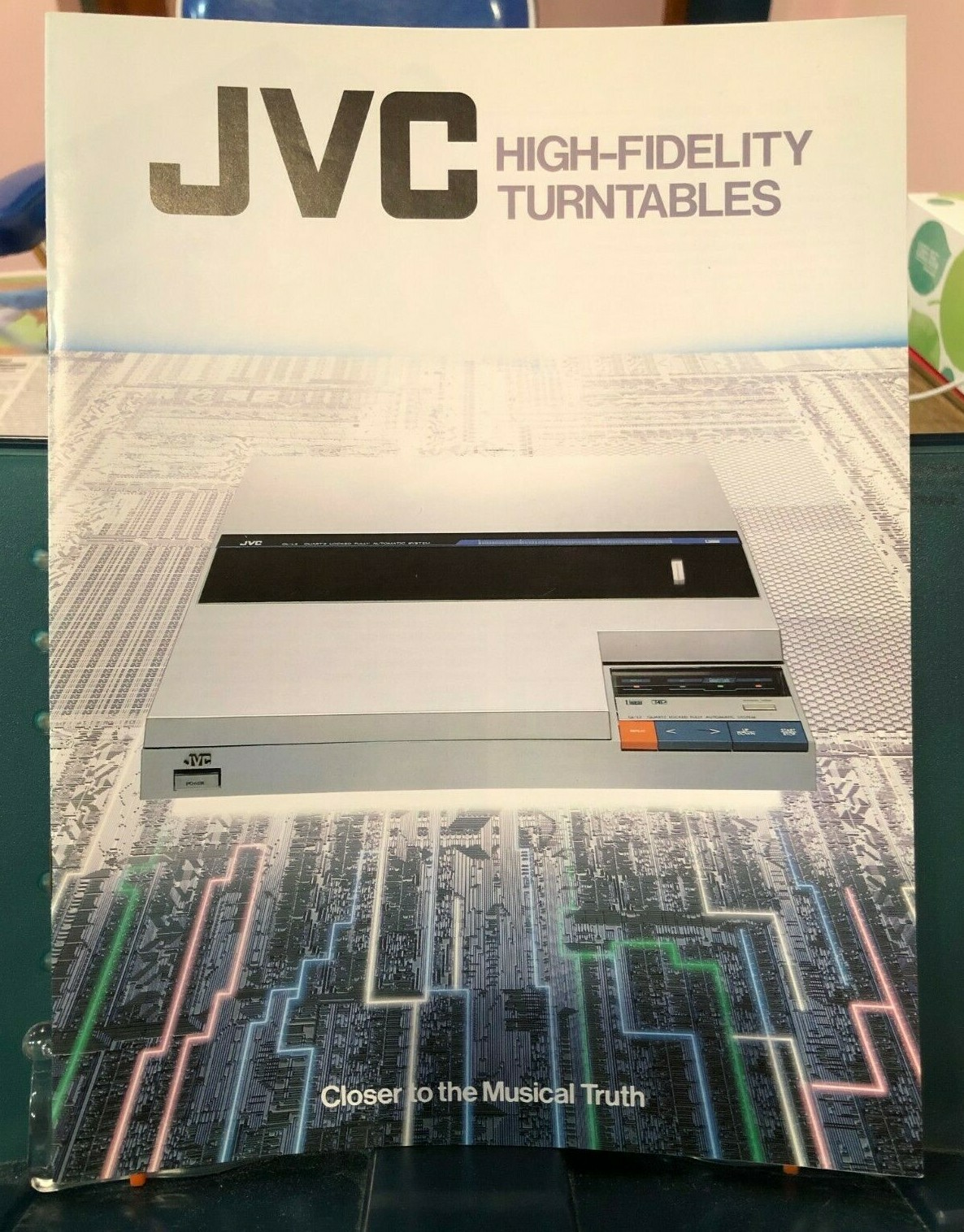 JVC HIGH FIDELITY TURNTABLES 16 PAGE BROCHURE