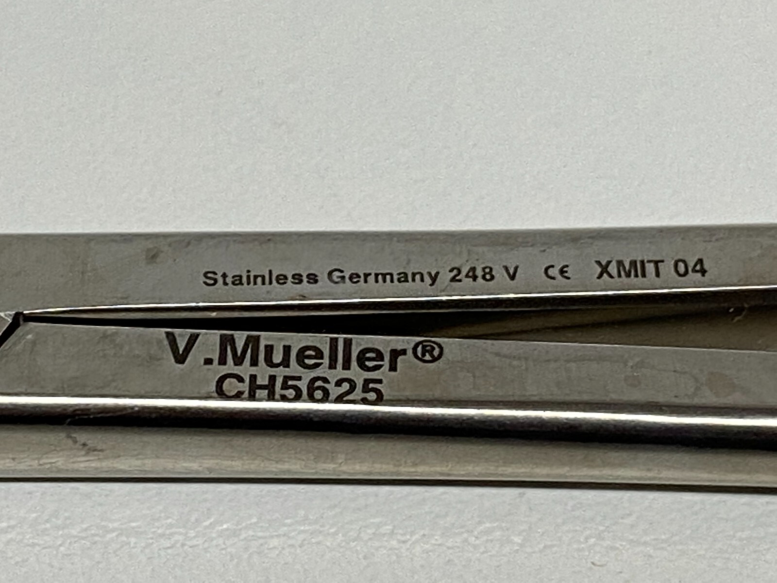L25: V.Mueller CH5625 Forceps