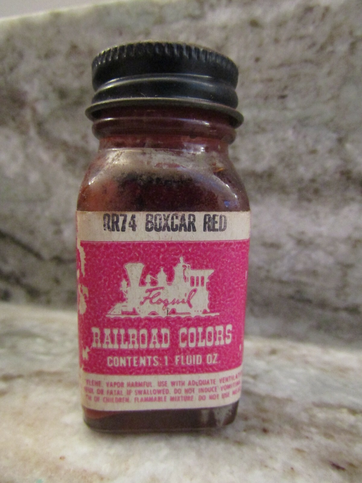 FLOQUIL RAILROAD COLORS MODEL PAINT by TESTORS - 1oz 1 OUNCE - RR74 BOXCAR RED