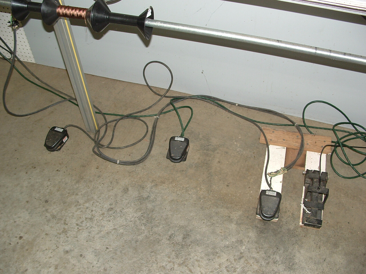 Bowstring Making Machines-Server-Bundle Maker-Stretcher & Flemish String Maker
