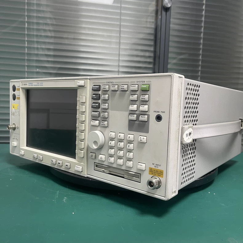 HP AGILENT E4406A Vector Signal Analyzer KEYSIGHT E4406A 7MHz-4.0GHz