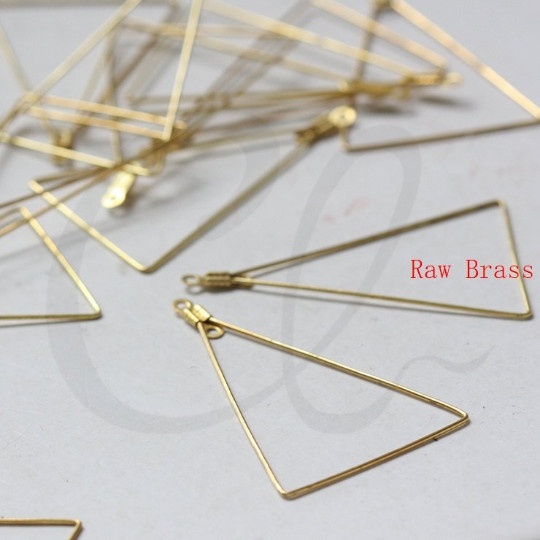 20 Pieces Raw Brass Triangle Charm - 43x30mm (CW-3293C-E-636)