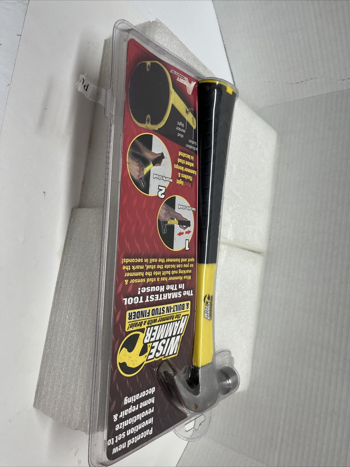 Wise Hammer And Built In Stud Finder
