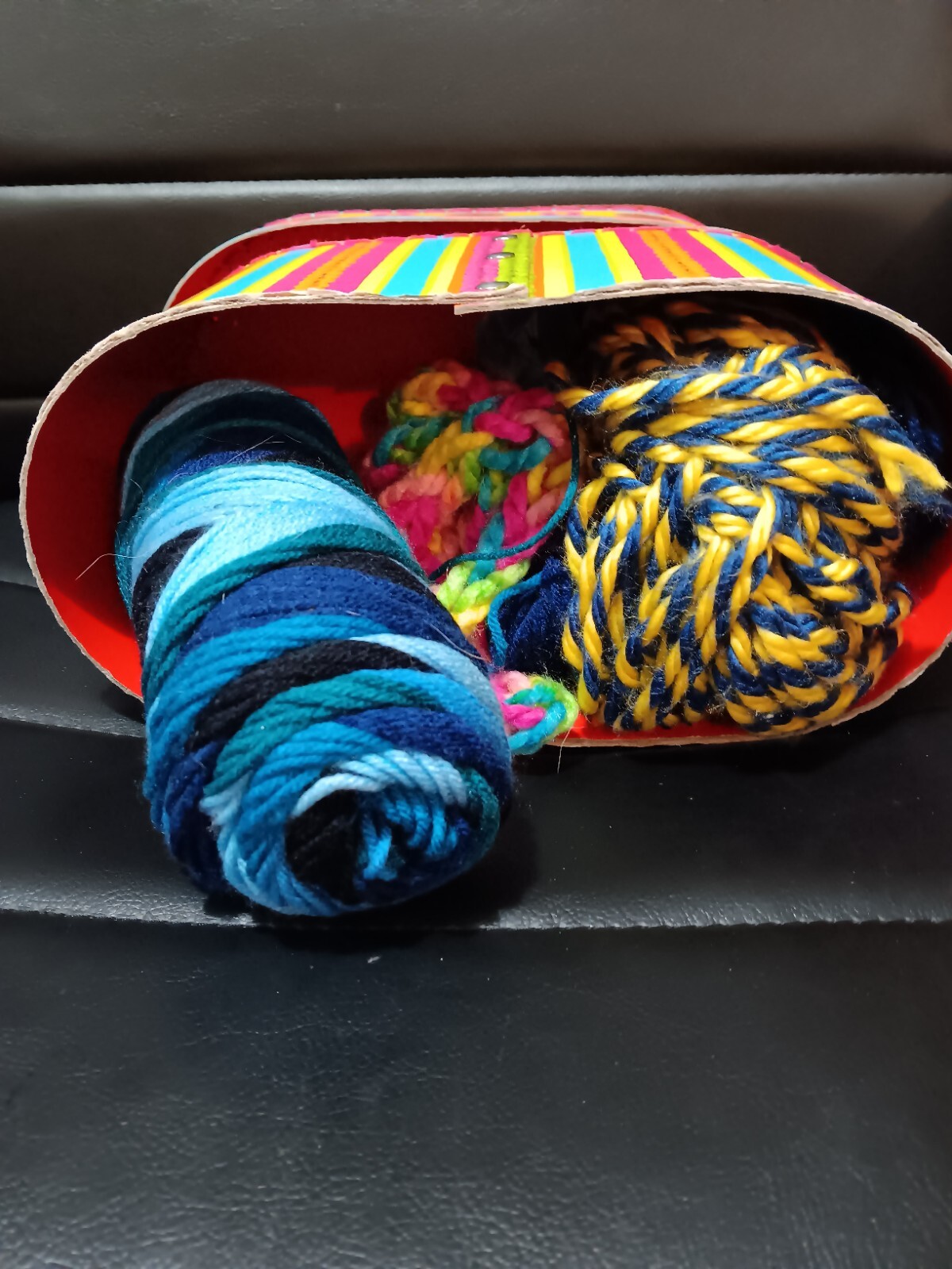 Alex Yarn Craft Knit Kit With Yarn