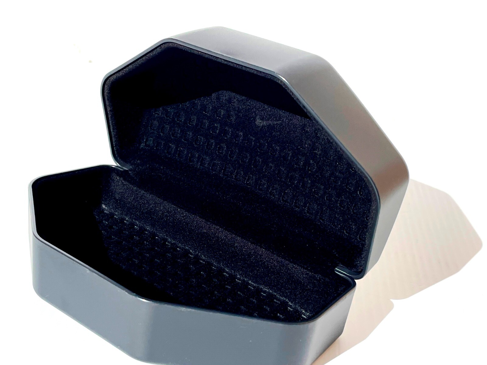 Nike Sunglass Octagon Hard snapper Case- Case Only