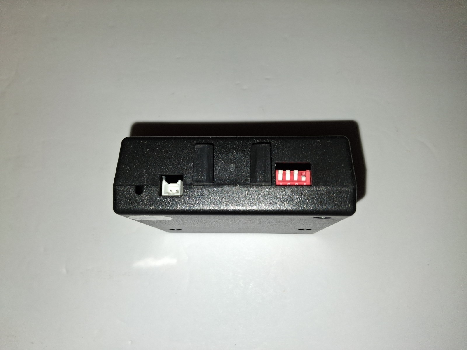 EASYGUARD PUSH BUTTON SYSTEM/LOW PROFILE PUSH BUTTON SWITCH
