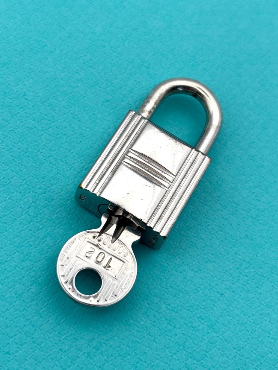HERMES Set of Padlock & Key Cadena Silver Charm Number random Authentic Used
