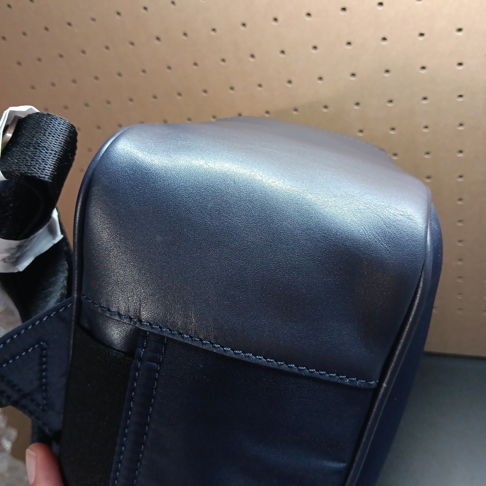 Johnston & Murphy Backpack Navy Blue Nylon Adjustable Straps Pockets New $245