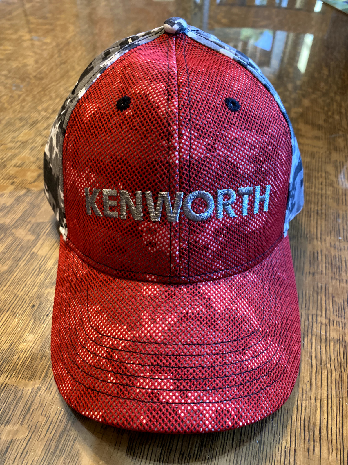 NWT KENWORTH CAMO trucking semi trucker cap hat A2