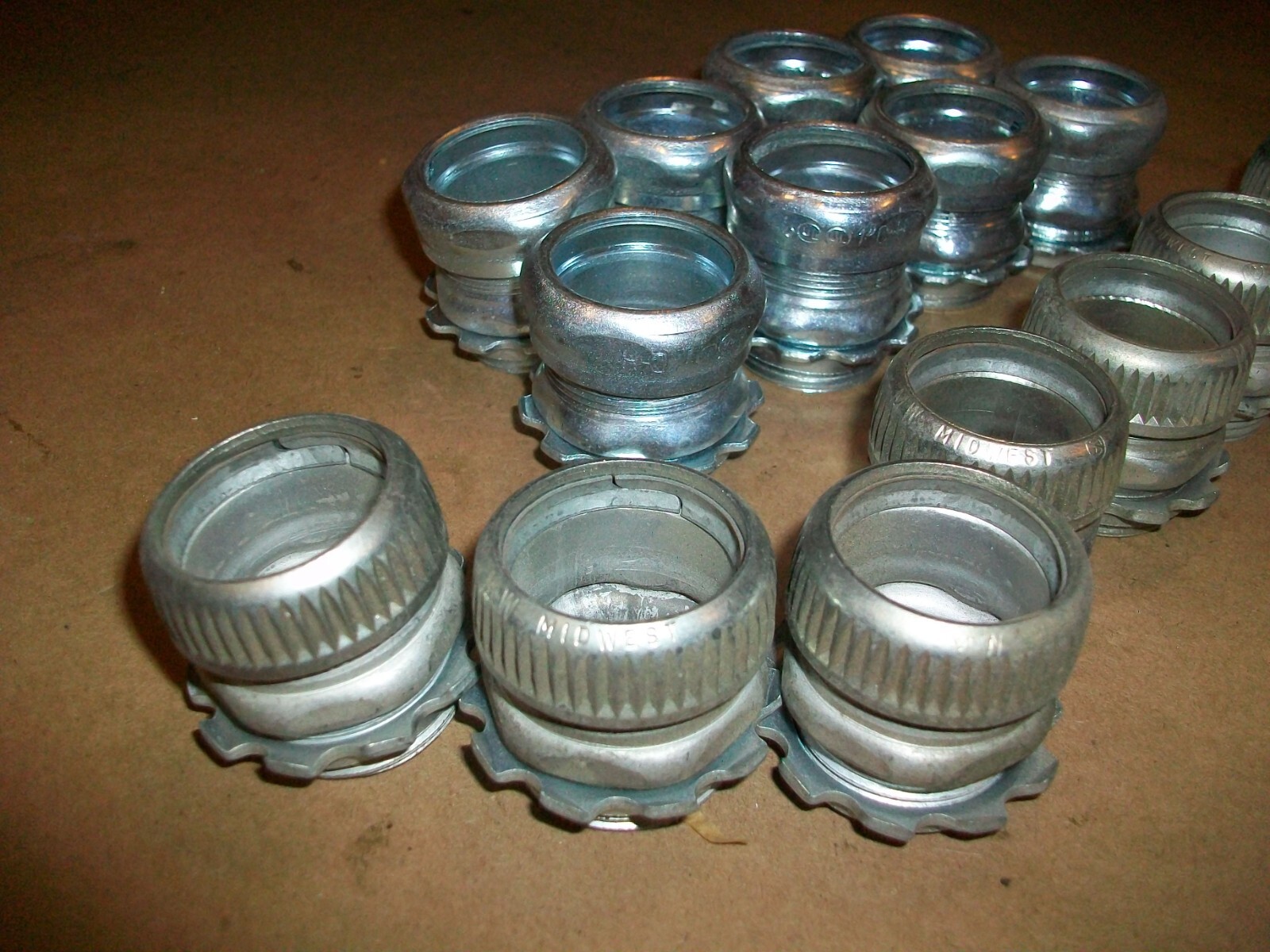15pc Cutler Hammer Compression Fitting 1"