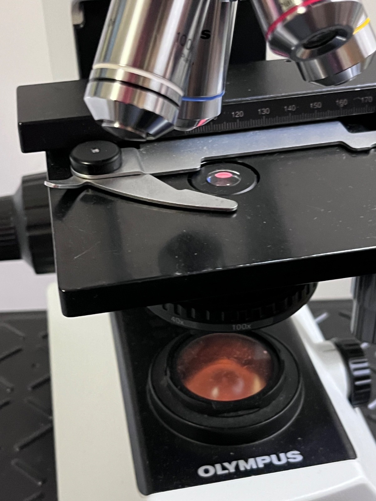 OLYMPUS CX21FS1 BINOCULAR MICROSCOPE PLAN 4 10 40 100 OBJECTIVES Olympus CX21
