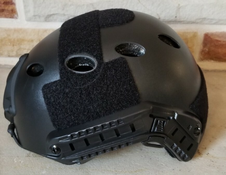 Atairsoft Paintball Helmet. Fits about 23 inch head circumference.