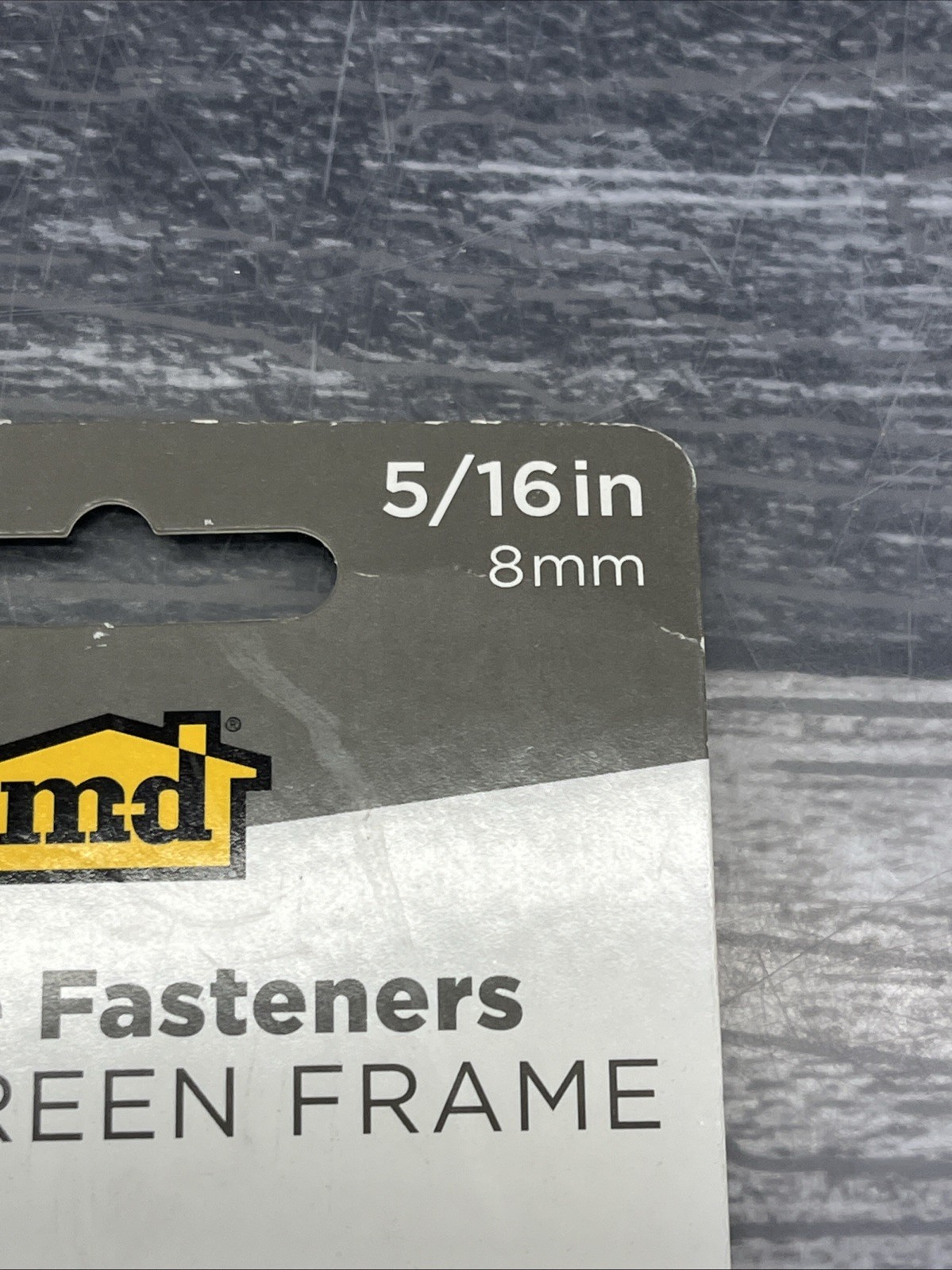 M-D frame fasteners for screen frame 5/16". 4 screen hangers, 4 loop latches