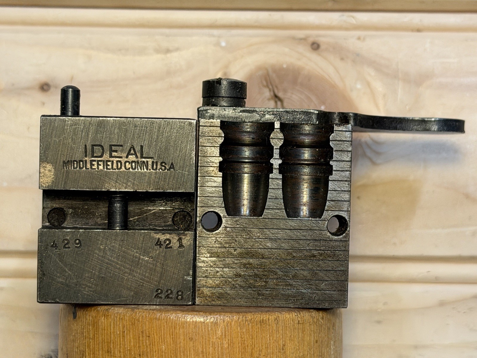 LYMAN IDEAL  MOULD 2 CAVITY 429 421 44mag 44spc 245gr SWC FLATNOSE