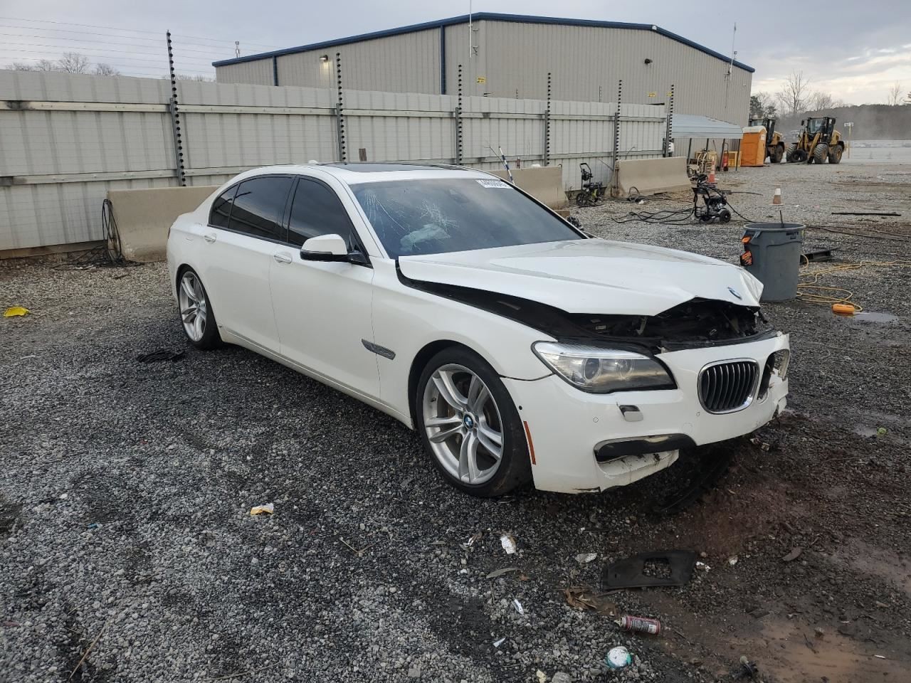740I 2013 Glove Box 4648232