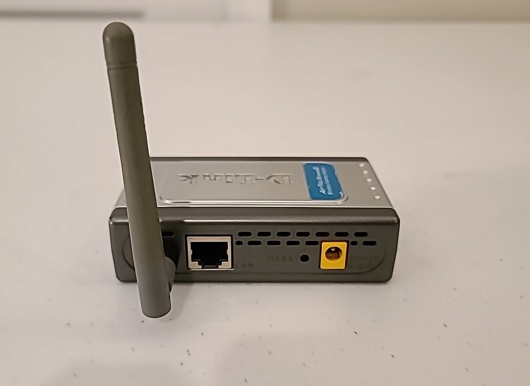 D-Link DWL-G820 Wireless 108G Gaming Adapter