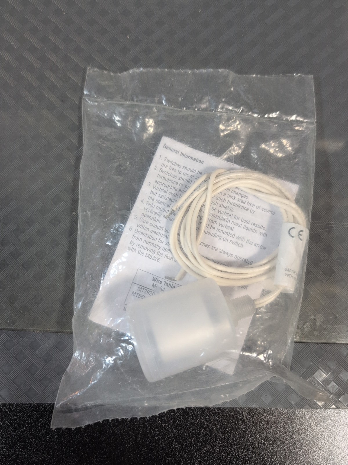 Madison MS8000 Spst Liquid Level Switch Selectable 240VAC 100 Psi New #60