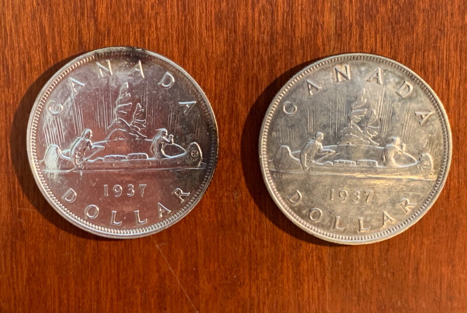 CANADA KING GEORGE VI  1937  1 SILVER DOLLAR COINS, ALMOST UNCIRCULATED LOT OF 2