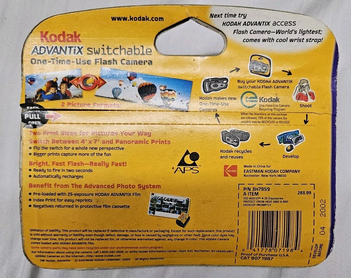 Vintage NEW Kodak Advantix Switchable 25 EXP One Time Use Flash Camera - NIB