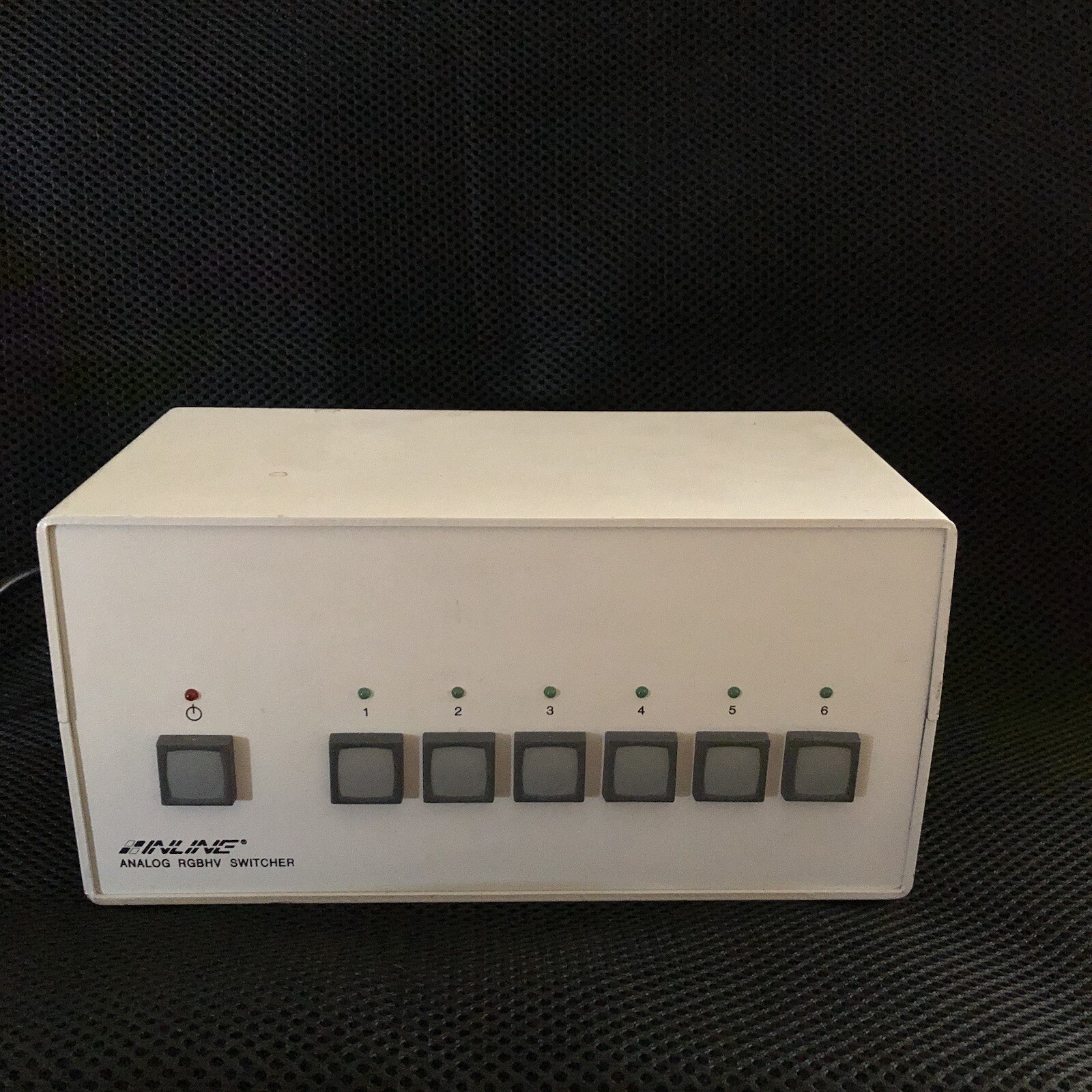 Inline IN3556 RGBHV Analog Switcher 6 inputs. power on. untested