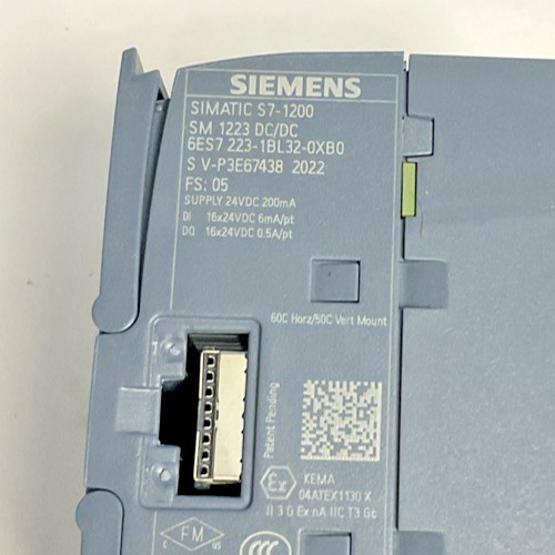 SIEMENS 6ES7 223-1BL32-0XB0 EXPANSION MODULE 24VDC