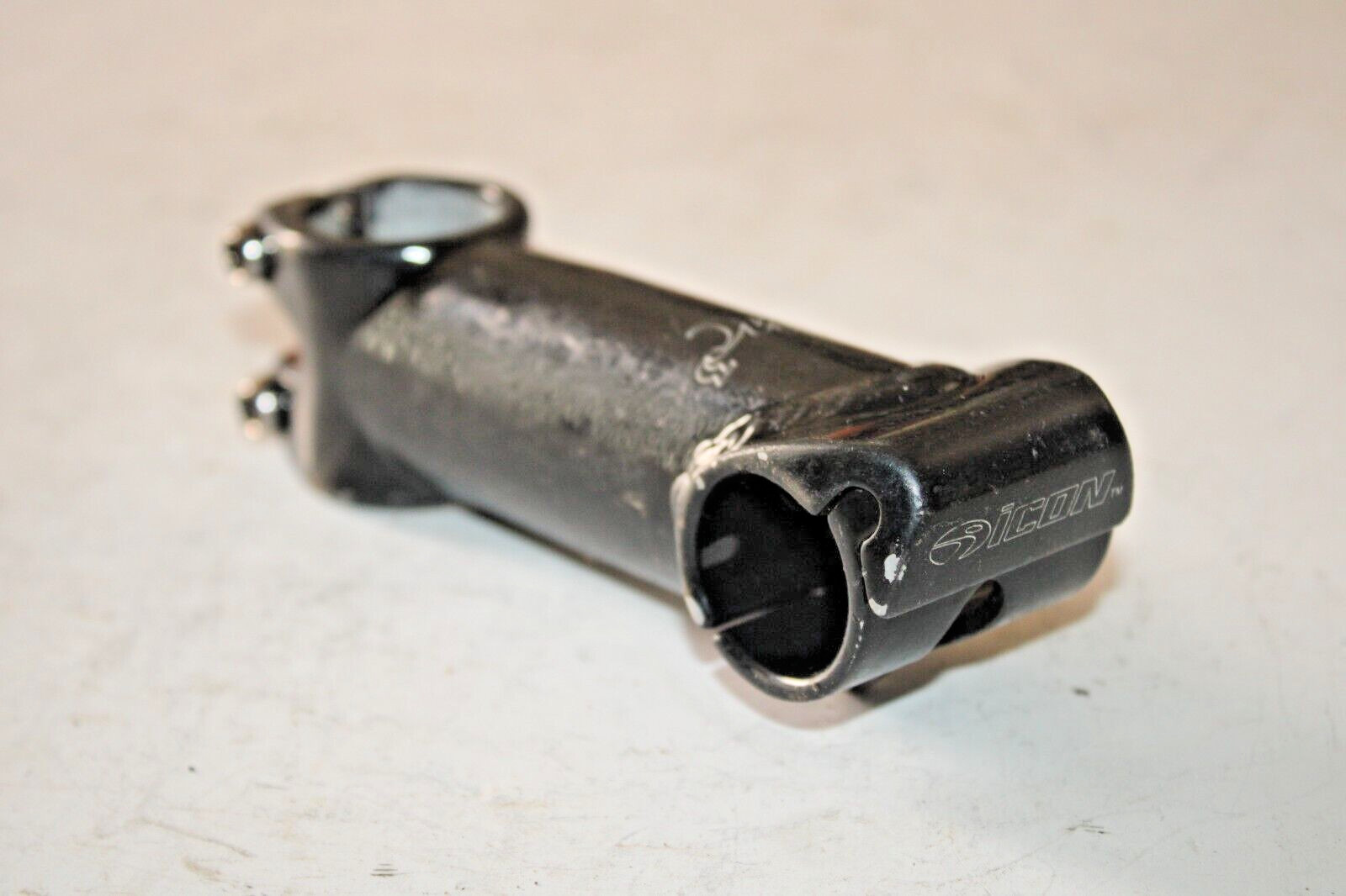 Trek MC3 Bike Stem 1 1/8" Treadless 100mm 0° Rise 25.4" Black!