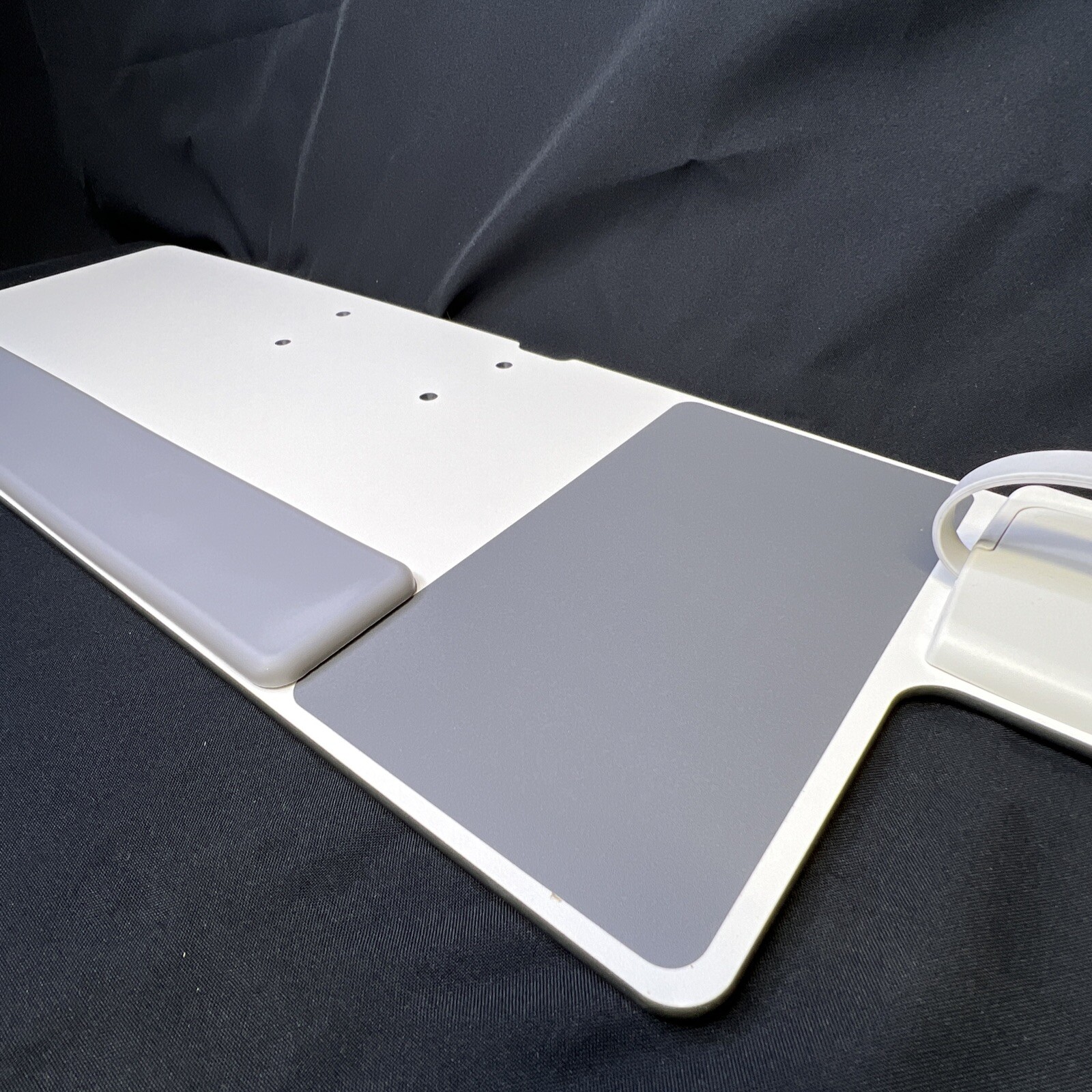ViewPoint Technology Wall Station • Keyboard Tray • Humanscale • V6SHP