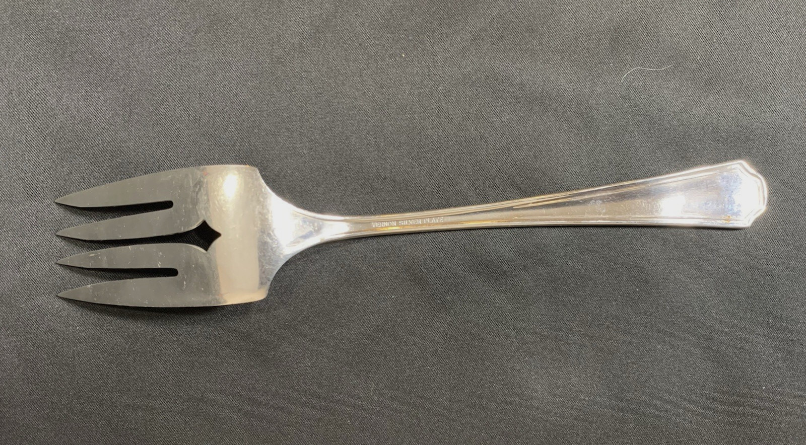 Oneida Vernon Hampton-Thelma Cold Meat Fork Silverplate