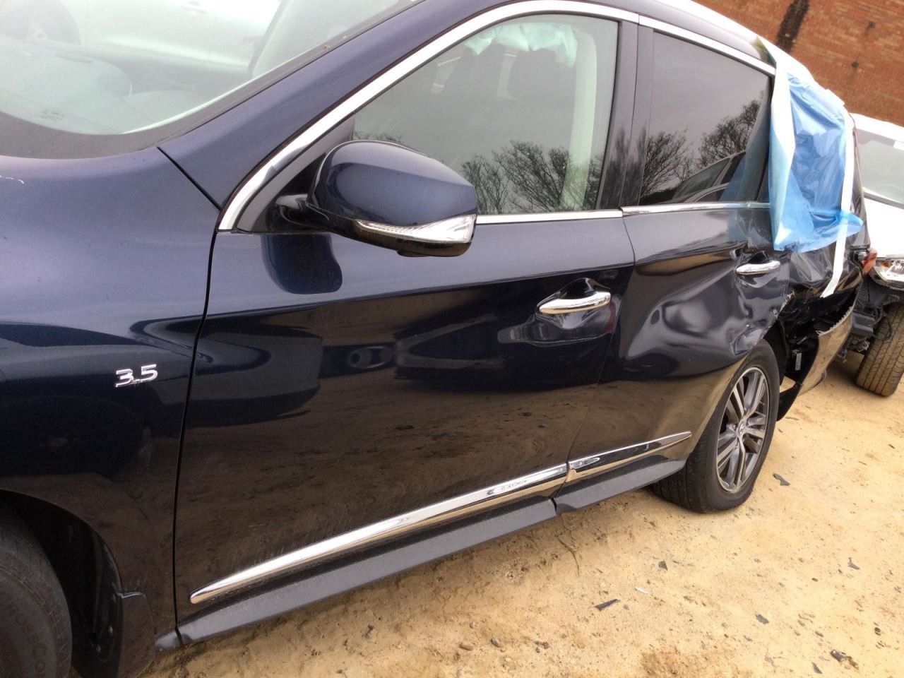 QX60 2017 Glove Box 4937677