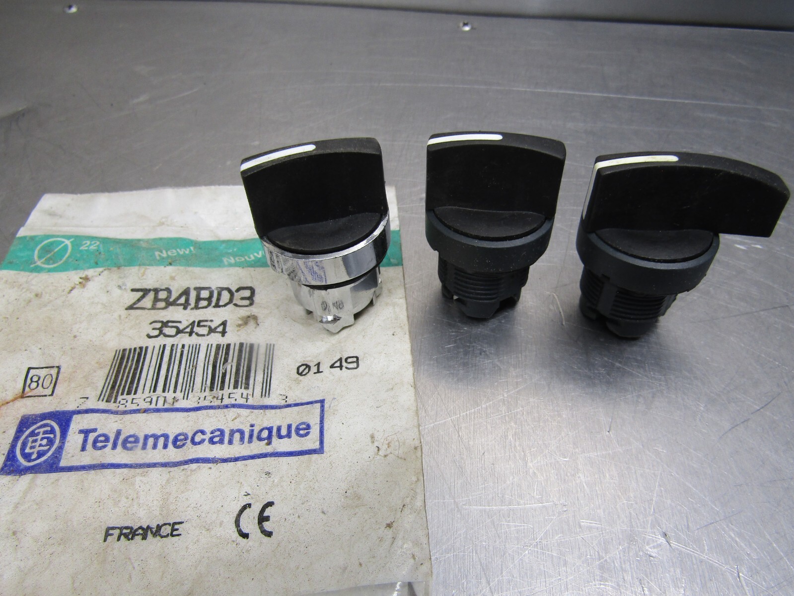 Telemecanique ZB4BD3 Selector Switch 3 Pos. + Two other Selector Switches!