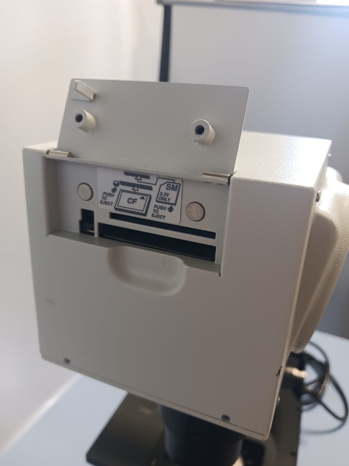 Olympus CK40-F100 Inverted Microscope w/ DP11-N Camera Control Unit 4X Objective