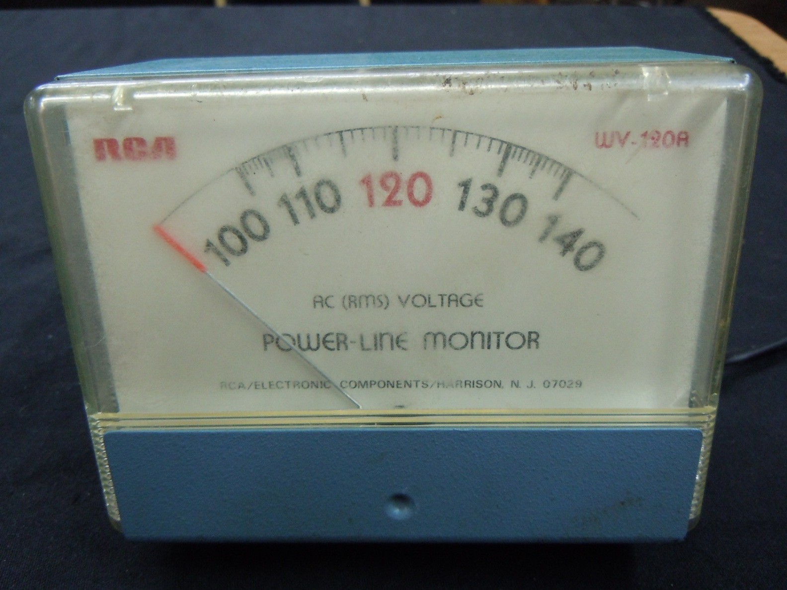 Vintage RCA WV-120A Power Line Monitor AC Voltmeter