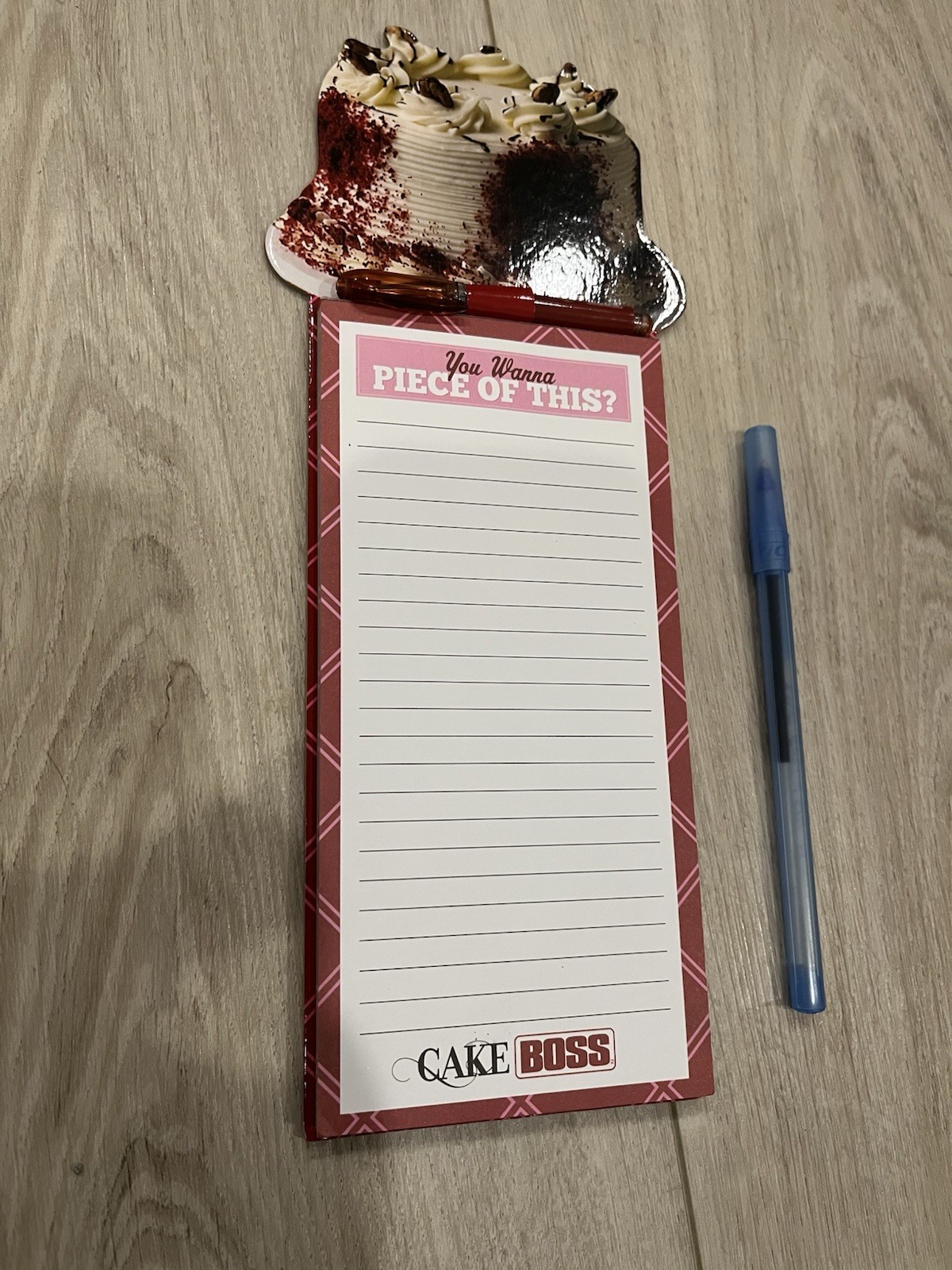 *NEW Cake Boss Stationary Note Pad Pen Kitchen-NO MAGNET