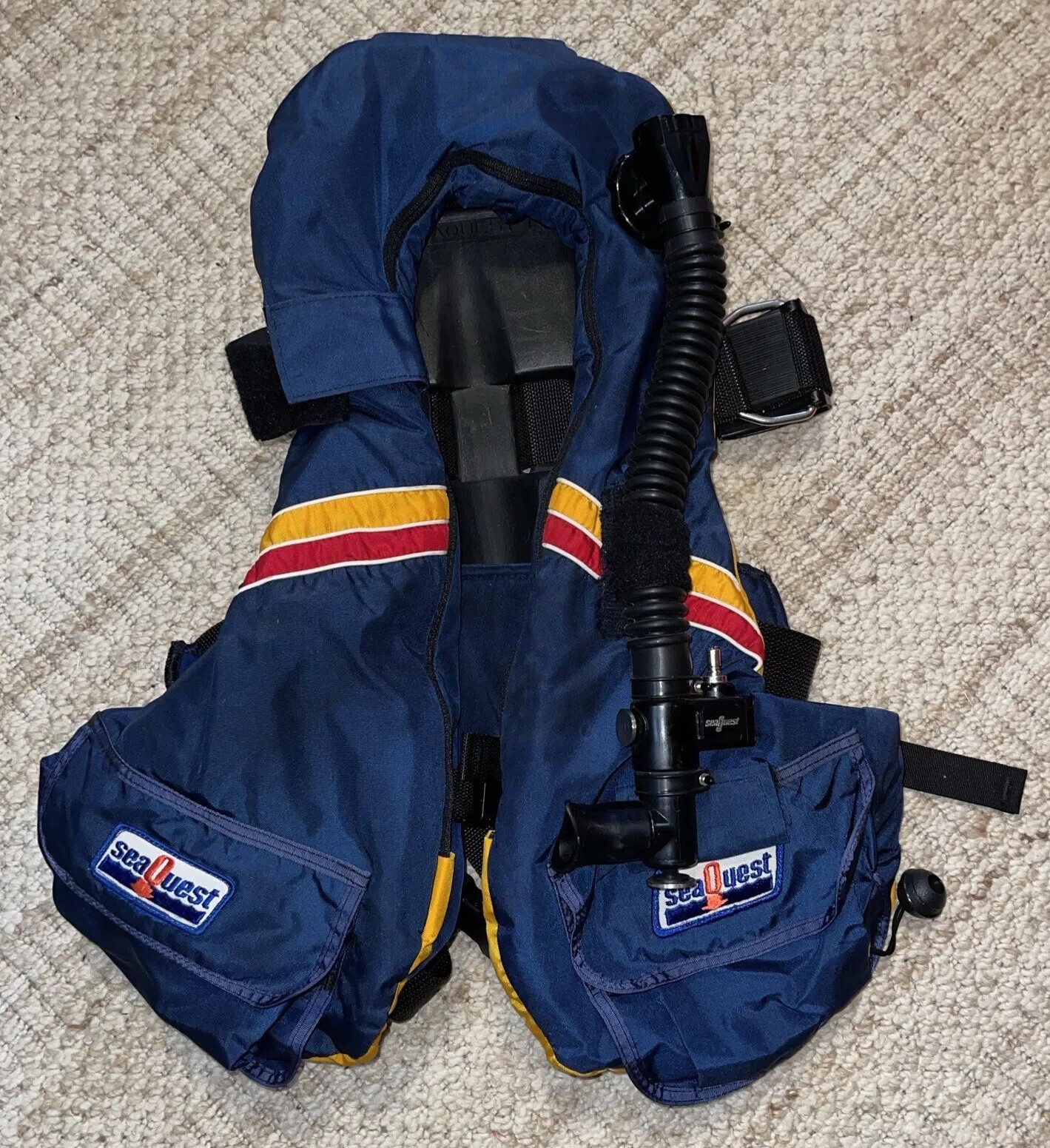SeaQuest SEA JACKET Scuba Vest Model 32 USA VINTAGE Decor Display For Parts