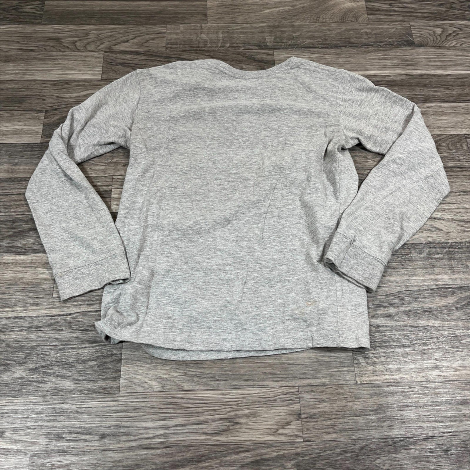 CHAMPION Graphic Crew Neck Long Sleeve Gray Pullover Shirt Boy's Size Medium