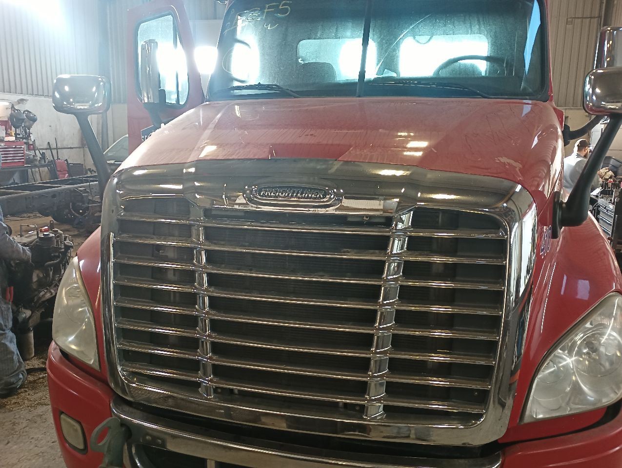 2008-2018 Freightliner Cascadia 125 Hood Assembly (11500050