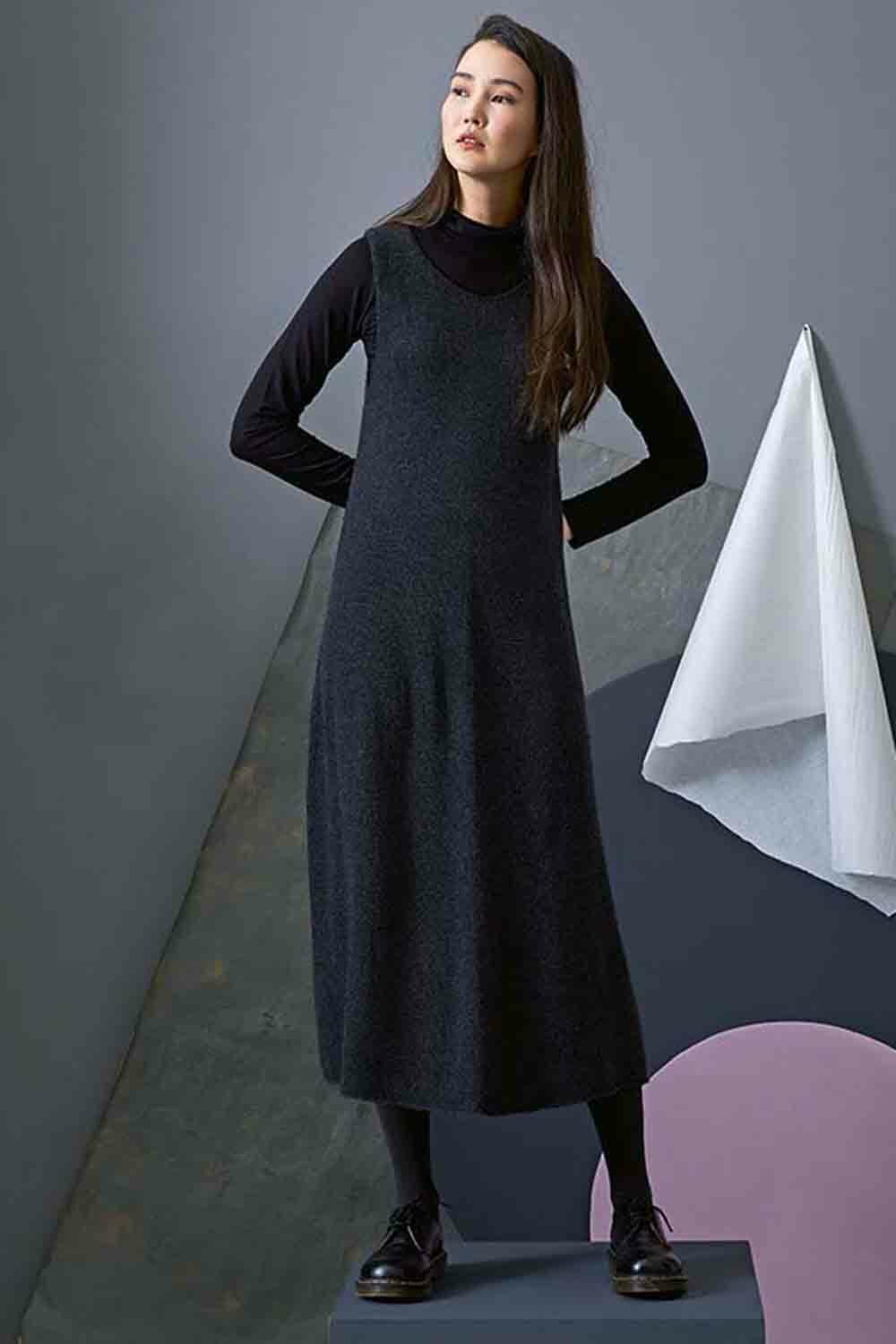 Dress - Lang Yarns Cashmere Lace - Model Package Knitting Package With An