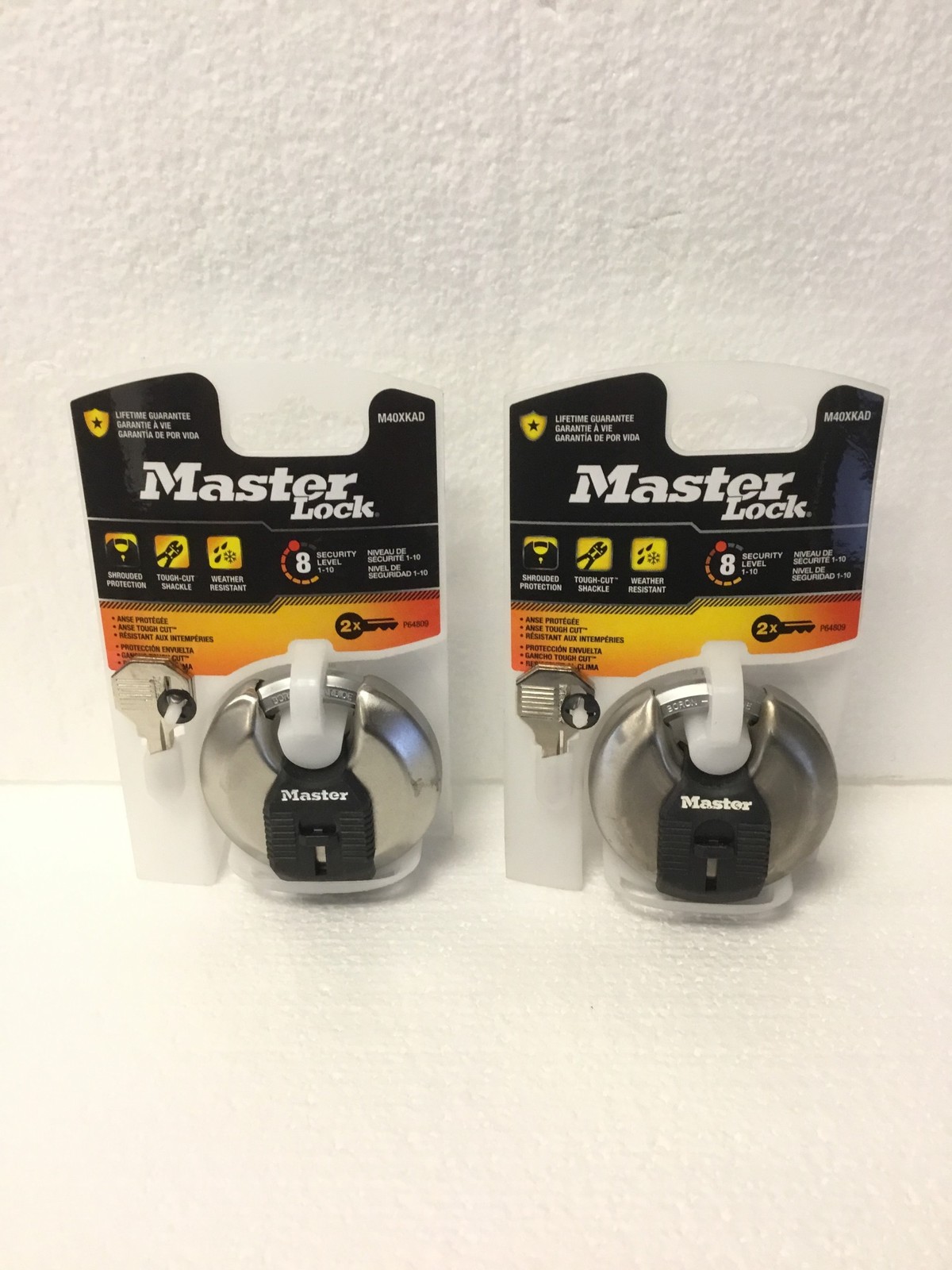 2 NEW Master Lock M40XKAD Keyed Padlock Security Level8 Weather Resistant w/ Key