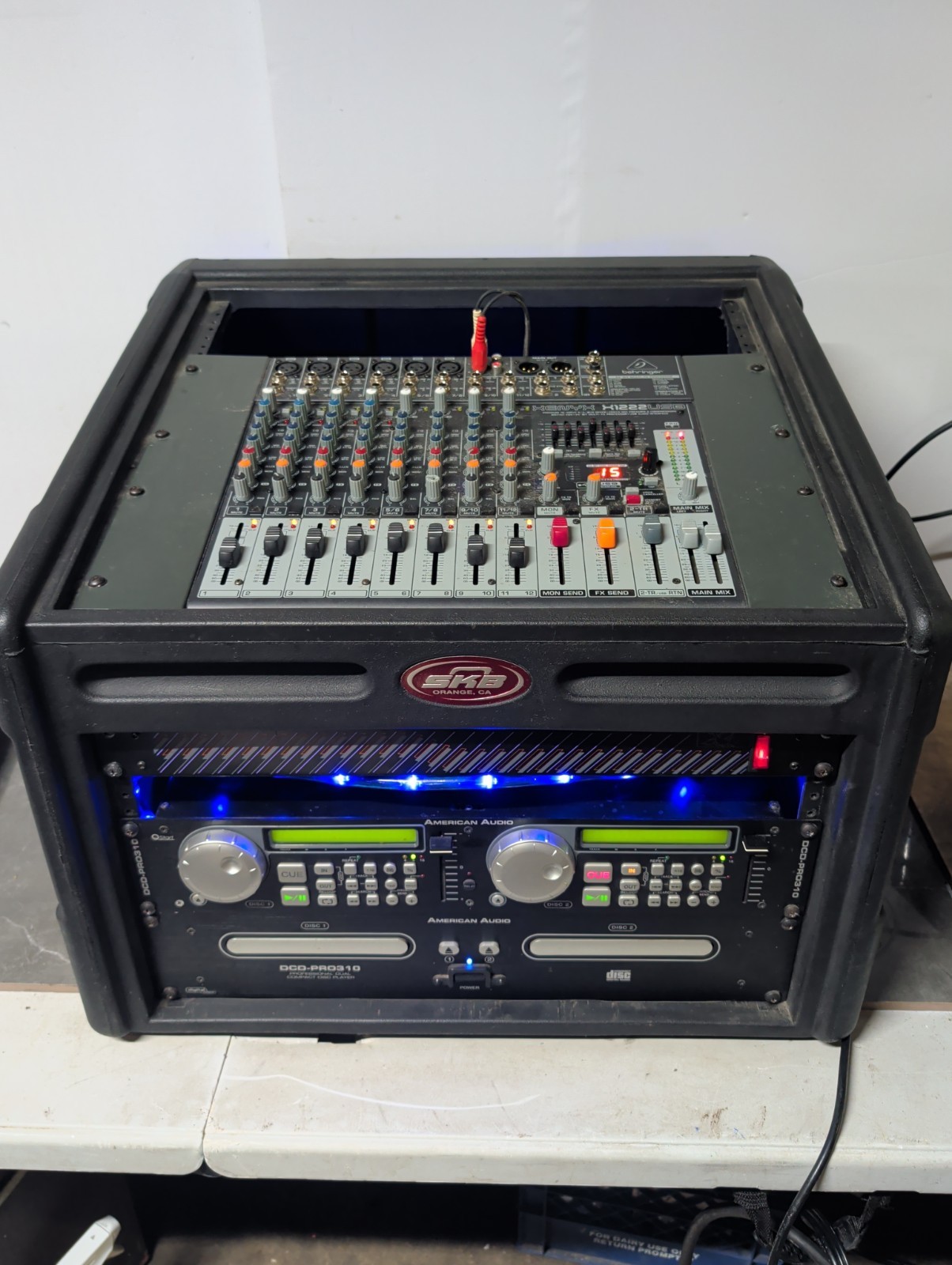 Complete DJ Lot Behringer Xenyx Mixer, SKB Case, Amer. Audio CD, Juice Goose Pwr