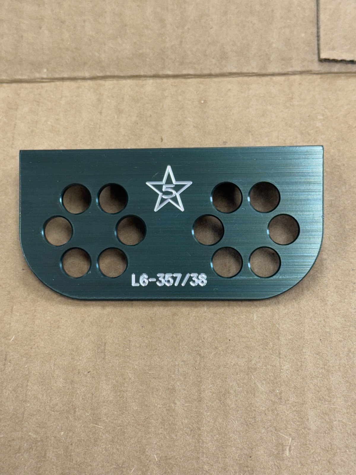 L6-357/38 Speedloader Wall Mount, 6-shot .357/.38 x 2 Reloads
