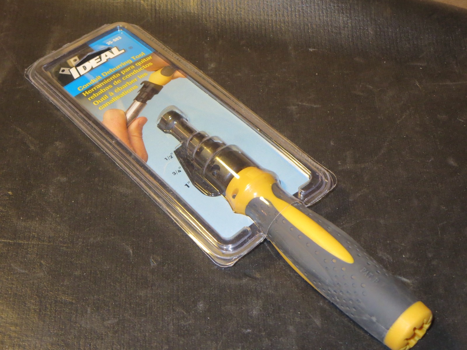 Ideal 35-083 Conduit Tool Deburring Tool Slotted Tip Twist-a-Nut New