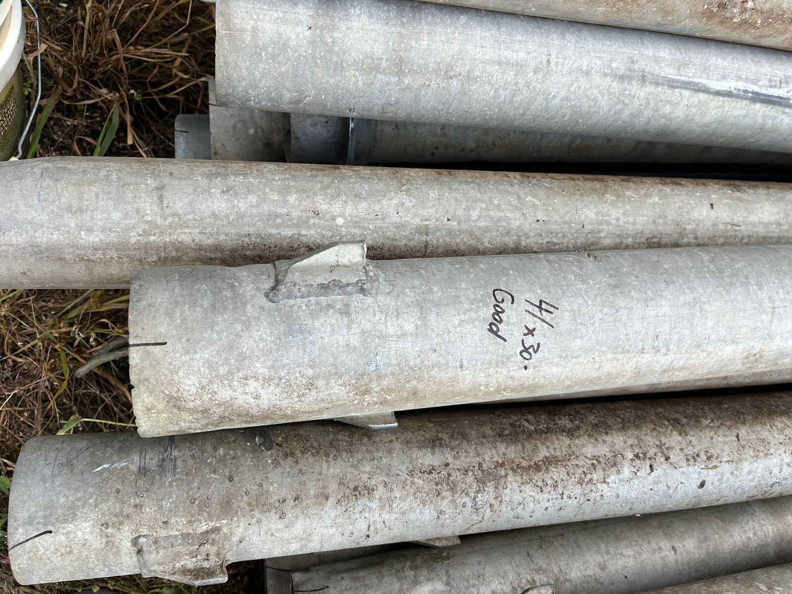4” latch lock aluminum irrigation pipe 30’ Long 1250’