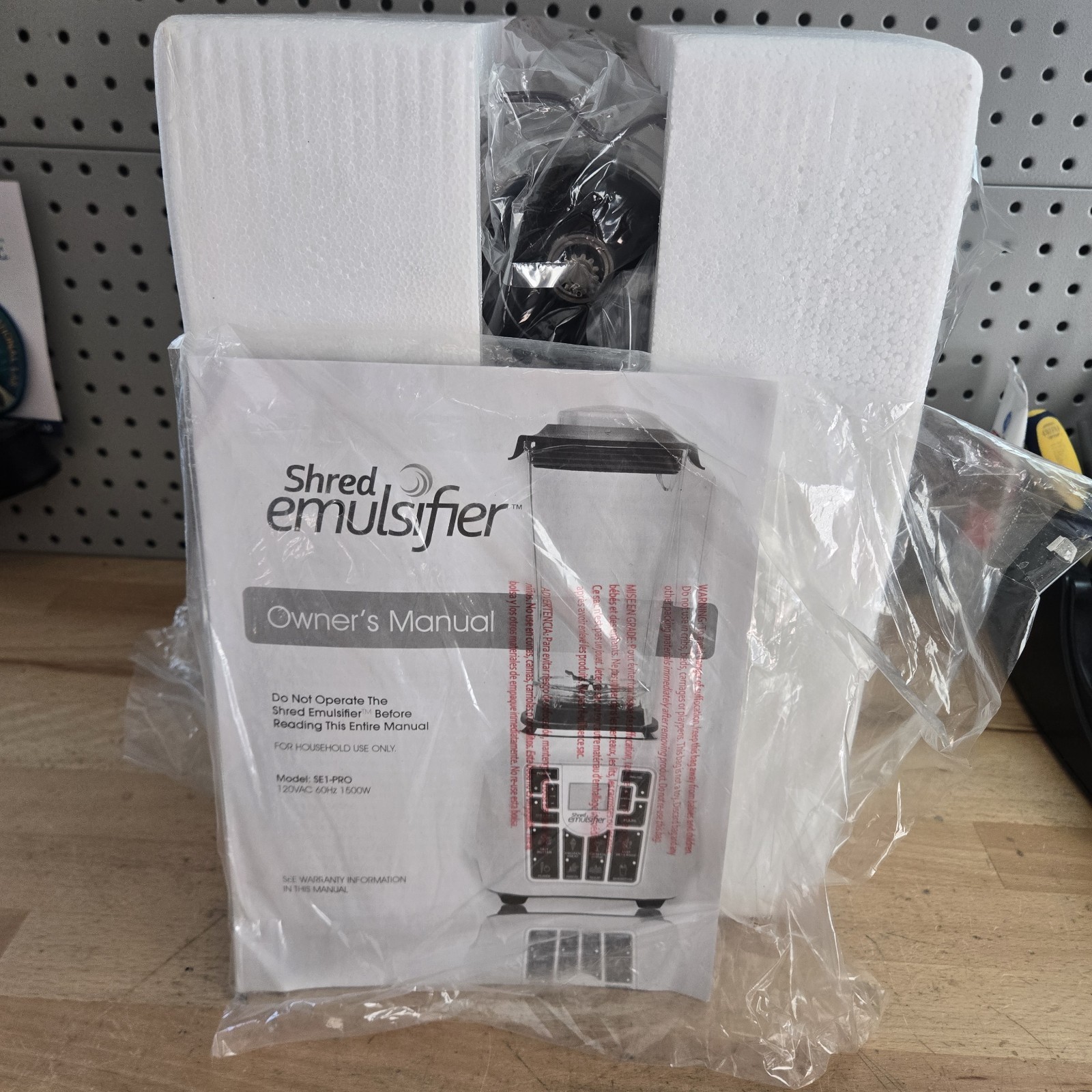 Tristar Shred Emulsifier SE1-PRO Blender  NEW IN BOX EXCELLENT black base