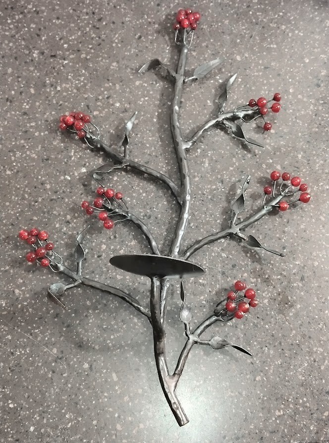 Wall Sconce Red Berries Black Metal Leaf Branch candel Holder  hanging