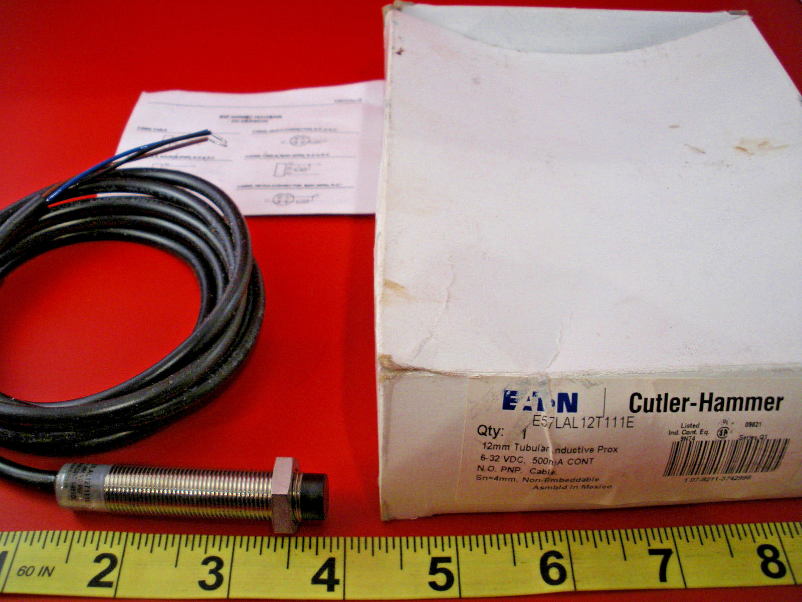Cutler Hammer E57LAL12T111E Ser G1 Proximity Sensor Sn 4mm 10-50vdc Nib New