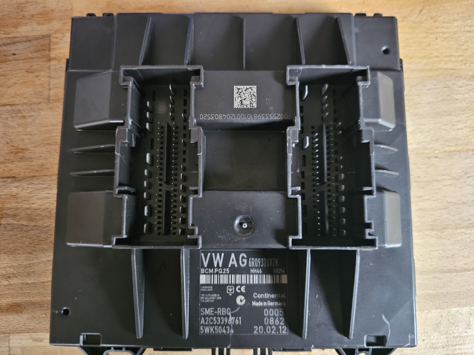 VW BODY CONTROL MODULE BCM 6R0937087K