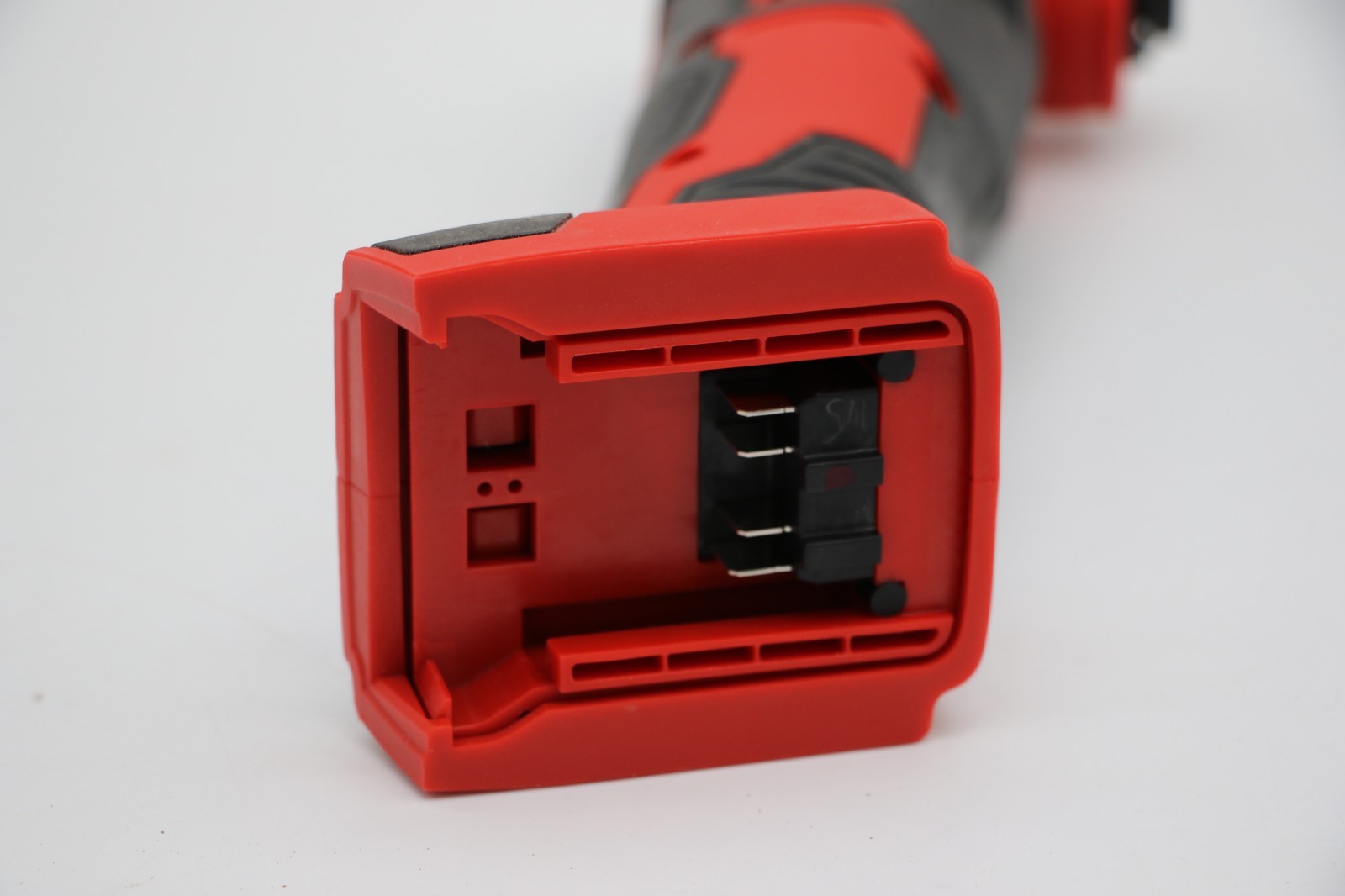 Milwaukee M18 18V Cordless Multi Tool - 2626-20 (Tool Only)