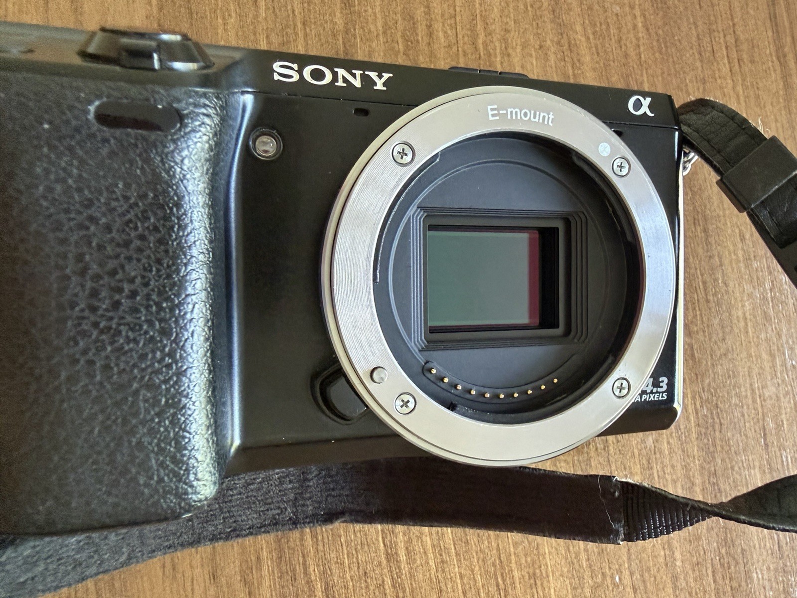 Sony NEX-7 E-Mount Mirrorless Camera Bundle w/ 50mm, 55-210mm lens, & extras
